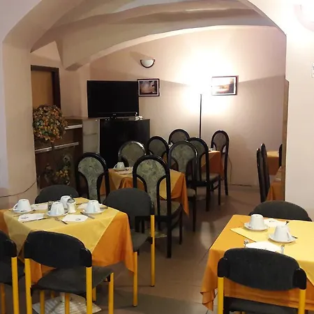Veli Joze Hotel